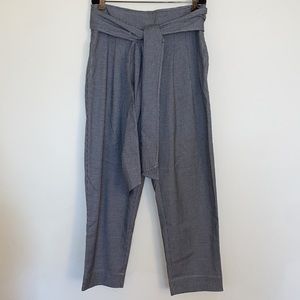 Storia pleated plaid pants size L
